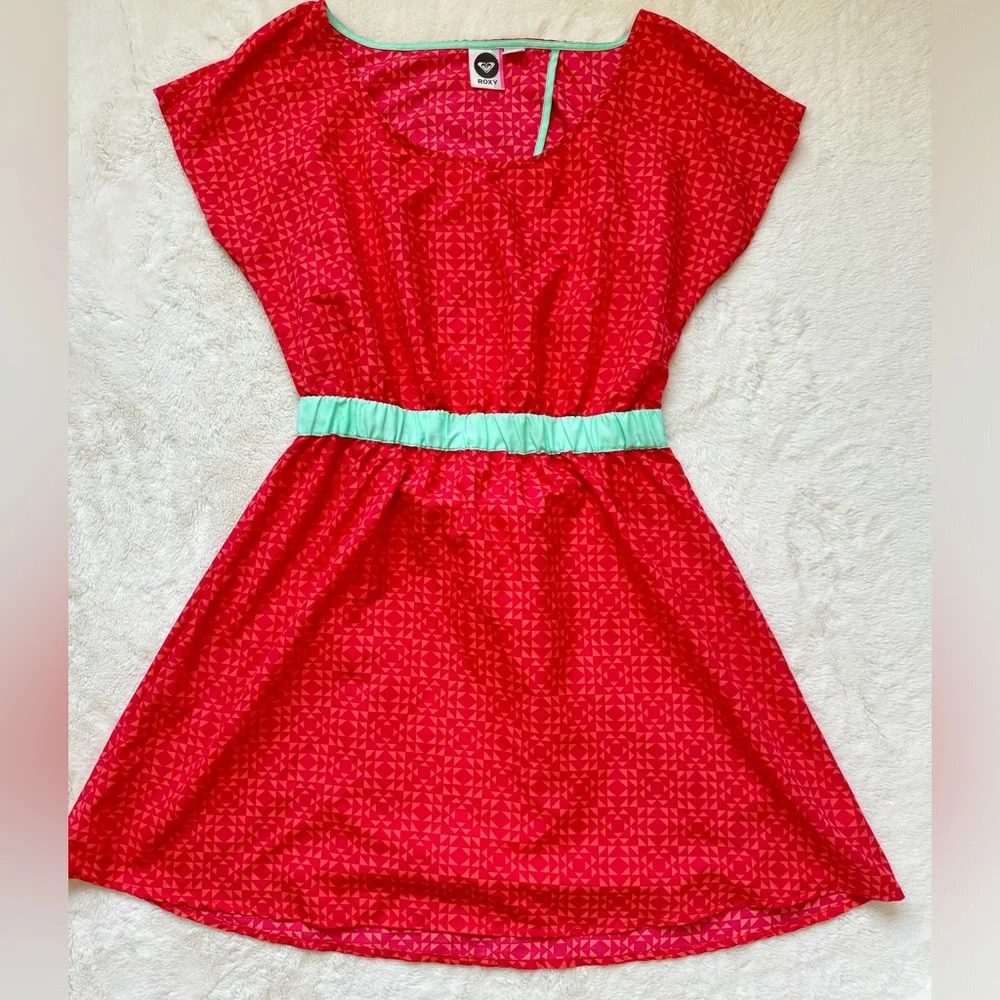 ❌SOLD❌Roxy Dress Teen's Large Red Geometric Mini Back Cutout Short Sleeve Swim - Picture 4 of 14